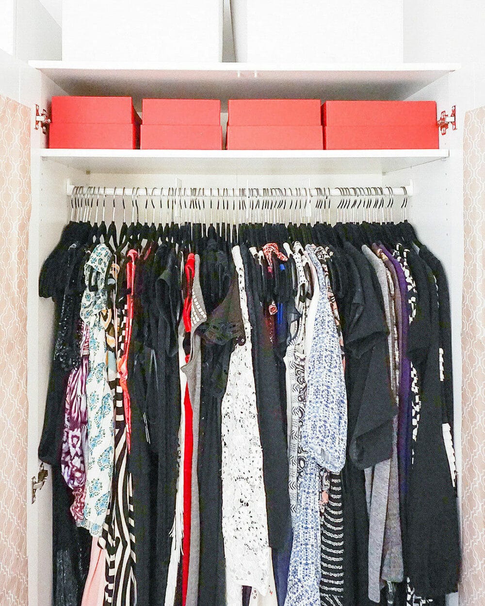 Top 10 Products to Organize Your Closet - Horderly