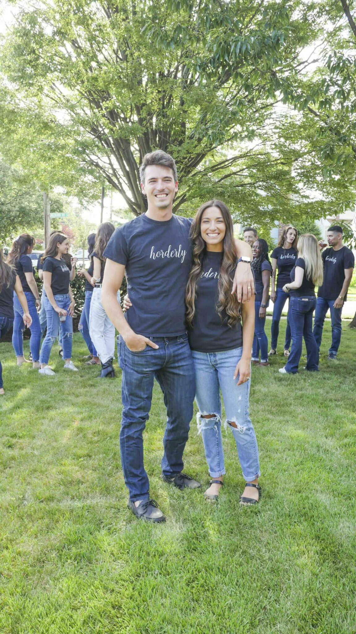 How to Throw An Easy, Fun Party Horderly