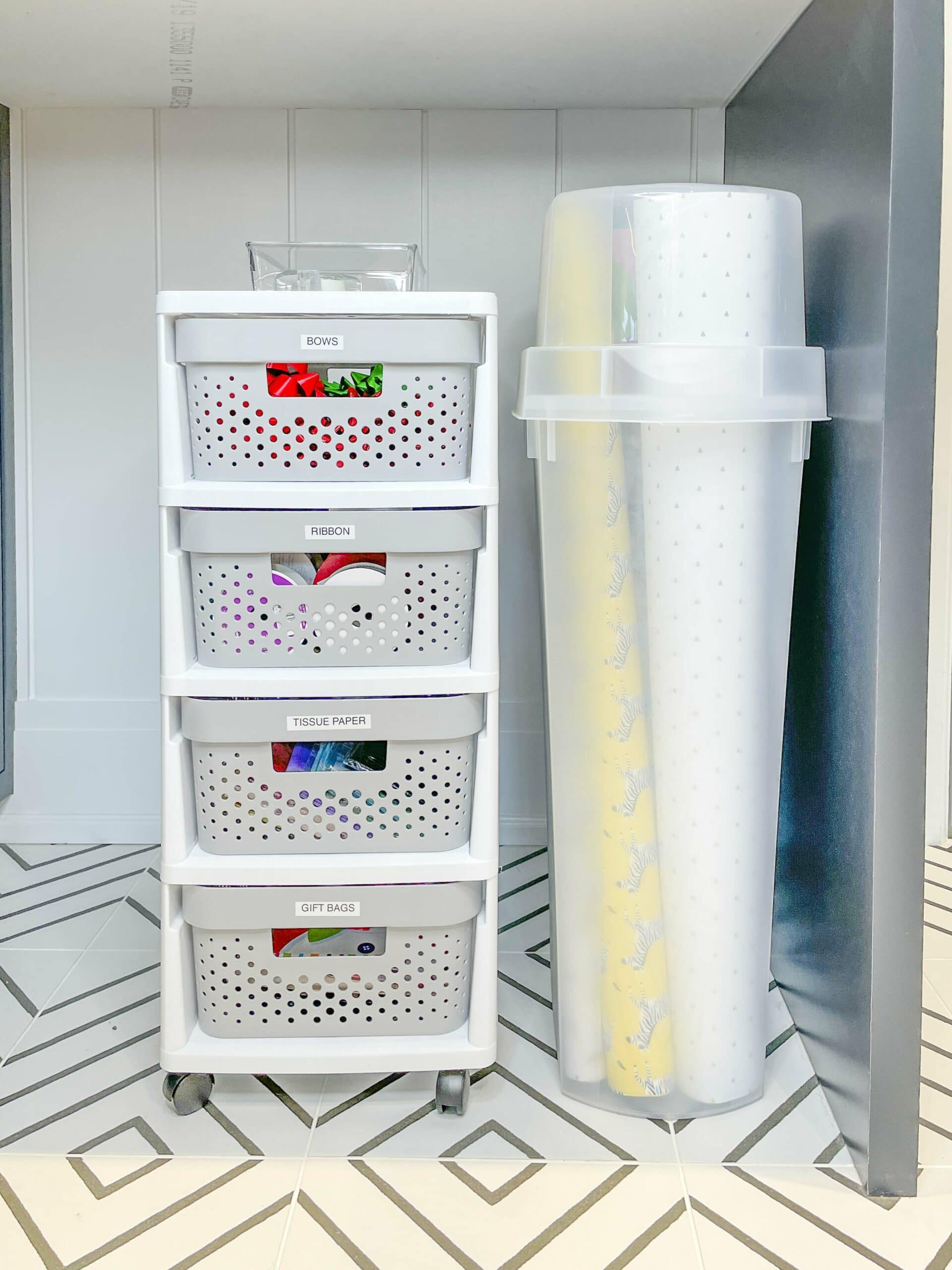 5 Ways to Set Up A Gift Wrapping Station